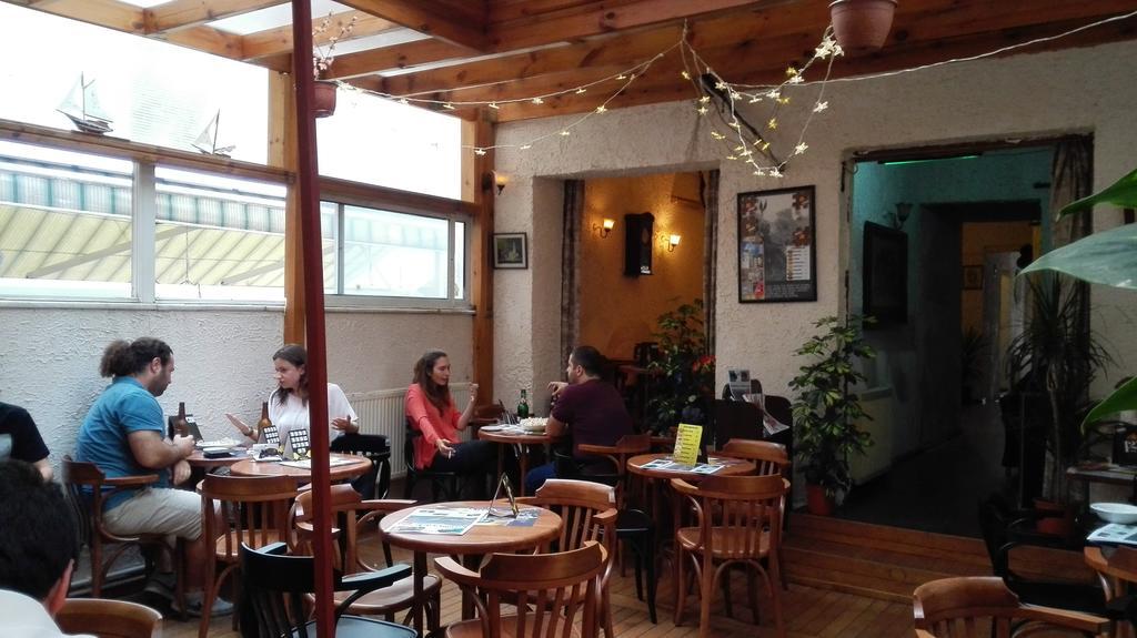 Bristol Hostel อิสตันบูล ภายนอก รูปภาพ